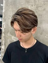 メンズサロン キング 梅田店(Men’s salon K!ng)&nbsp;フェザーショートアップバングセンターパートメンズハイライト