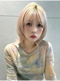 レイヤーミディアム/ハイトーンベージュ/顔まわりレイヤー/艶