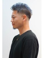 トップシェイプ(TOP SHAPE) ブルーアッシュフェード×スパイキーショート
