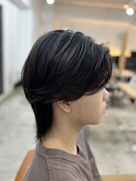 トレドエイト バイ ヘッドライト 横浜店(toledo8 by HEADLIGHT) 朝が楽!センターパートウルフ×毛流れパーマ/10代20代30代¥横浜