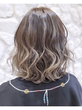 モアナ バイ ヘッドライト 沖縄南風原店(Moana by HEADLIGHT) Moana#ハイライト#バレイヤージュ#デザインカラー