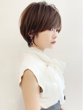 アンド ストーリーズ(&STORIES) マッシュショート/ショートボブ/耳掛けショート/アッシュ