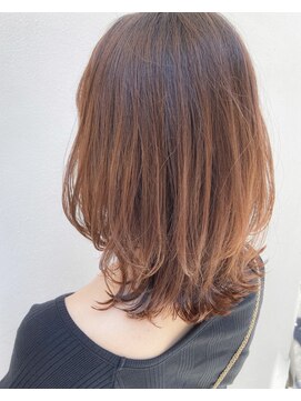 モルニ(MORNI) オレンジブラウン_マロンベージュ Aラインボブ かきあげ