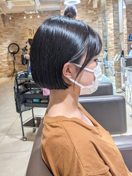 ロンドプロフィール 浦和(Lond profil) 蒲生優　【すっきり丸いミニボブ】