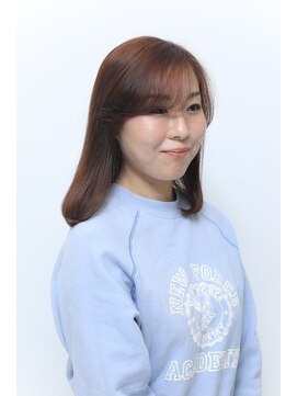 フリーダム ミディアムボブ