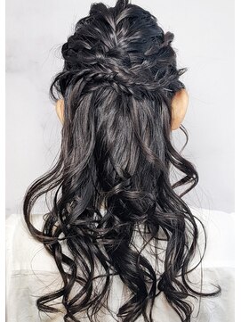 ヘアアンドメイク スタジオ ラプラス(HAIR&MAKE STUDIO rapLus) ハーフアップ