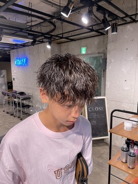 スリー 横浜(THREE) 【GEN】指名 波巻きツイスパMIX/波巻き/ツイスパ