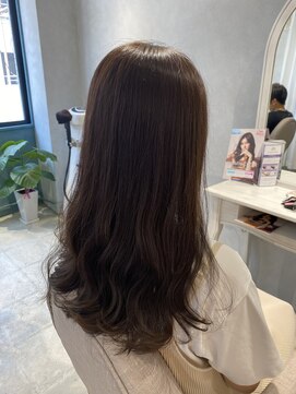 シー(shhhh..) アッシュブラウンカラー