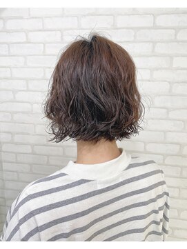 スーリール 東比恵店(Sourire) 緩めパーマボブ