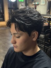 リットバイフィフス 鹿児島中央駅店(Lit by fifth) 中央駅フェザーパーマセンターパートフェザーショートメンズヘア