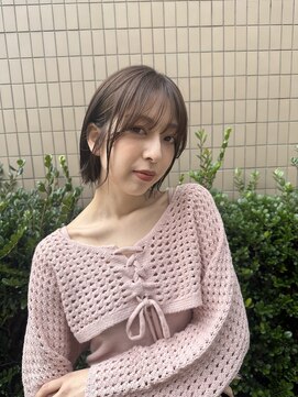 エクリボンヌ(equri bonne) 外はねボブ