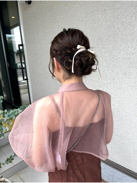 ヒャッカ(hyakka) ふんわりボリューム感シニヨン