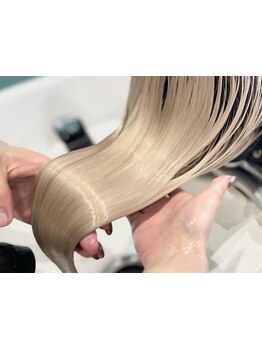 輝く髪を育む、贅沢トリートメントの癒しサロン！[ブリーチ/ダブルカラー/ケアブリーチ/学割]