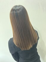 ヘアアンドメイク リヴィア(Rivia)&nbsp;アッシュベージュ