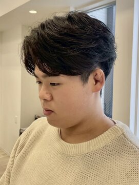 アントバイフィフス 秋田(unt by fifth) 秋田メンズパーマ波巻きパーマツイストパーマフェザーパーマ眉毛