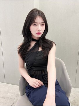 ジーナ 名駅(XENA.) 【石塚】韓国ヘア/透明感ブラック/髪質改善/レイヤーカット