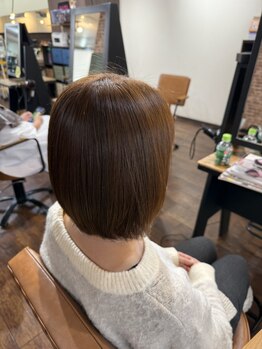 ココラ (Cocora)の写真/【松原＊布施駅】ダメージを抑えながら思わず触れたくなる艶髪へ。髪質改善で理想のストレートを叶えます☆