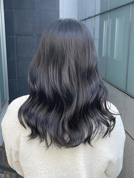 ティエラ 原宿 表参道(Tierra) 【桑原圭太】ケアイルミナカラーブリーチなしブルーブラック