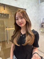ジーナ 札幌大通(Zina) 美髪*ハイトーンブロンド*ふんわりくびれカール*Zina札幌大通