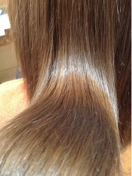 ペンシエロ(Pensiero) 【圧倒的艶髪】髪質改善ヘアエステ