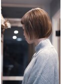 カジュアルなショートボブ