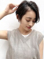 ローハ(Lowha)&nbsp;アンニュイな色気が漂う大人ショート