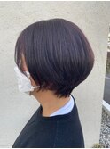 ひし形くびれショートボブ黒髪暗髪ニュアンスカラー耳掛け小顔