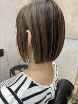 リラ(RiLa)&nbsp;シンプルボブ/ミニボブ/切りっぱなしボブ/ワンレンボブ