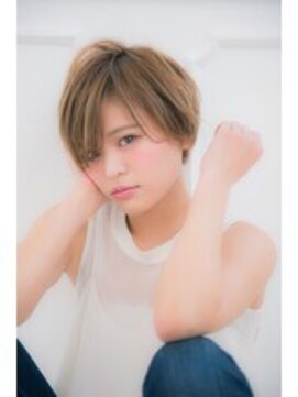 アトリア 川崎(Atria) フェミニンショートボブ