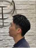 コンマヘアツーブロックマッシュカルマパーマノーセットマッシュ