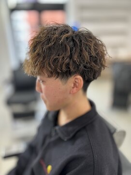 ラヴィズム 名駅店(LUVISM) 名古屋/メンズカット/メンズパーマ/ツイスパ