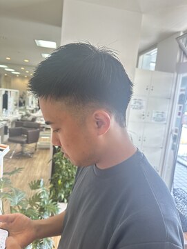 ルシード スタイル レクラ 栄生店(L'UCIDO STYLE L'eclat) フェードカット