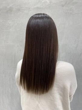 ウシワカマルエムティードット 富士宮店(USHIWAKAMARU MT.) 艶縮毛矯正