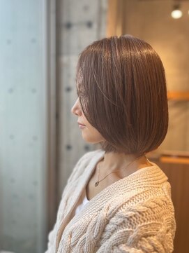 カルマ(carma) シアーベージュ内巻きボブ