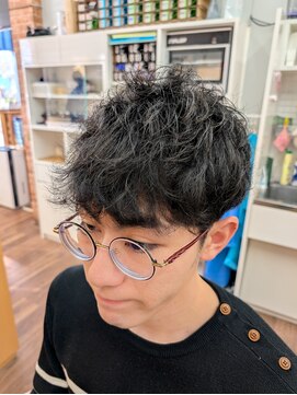 トリイ(TORII) 2ブロックショート・間引きポイントパーマ