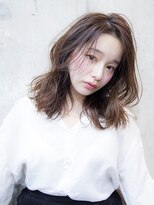 メノン(Menon)&nbsp;レイヤーカット　ラベンダーベージュ　こなれミディ