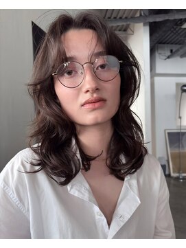 ナヌーク ダイカンヤマ(nanuk daikanyama) ゆるふわパーマ・くせ毛風パーマ・透明感ヘア