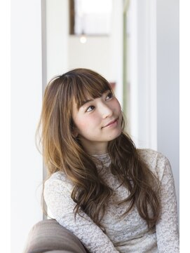 アメリエギャルソン 武蔵浦和店(amelie et garcon) ベージュカラーのナチュラルウェーブ ［amelie 武蔵浦和］