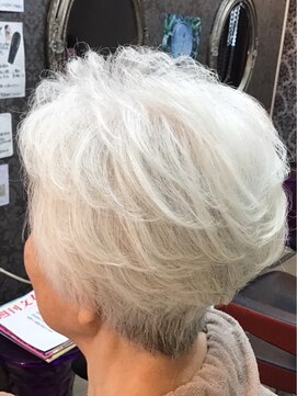 ヘアー バックス(HAIR BAX) ショート
