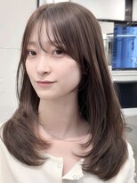 アビー(ABBEY) ロングヘアレイヤーロングレイヤーカットハッシュカット