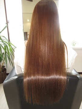 コア フィール ア デイ(COIFFURE A DAY) ミセス超ーーロング