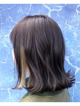 ヘアービタール(HAIR BETAER) 【HAIR BETAER】猪田 卓宏:インナーカラー◎の切りっぱなしボブ