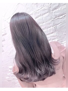 ウーロス(uros.) ラベンダーグレージュ