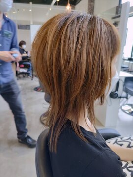 アンナ ヘアアンドアイズ(AnNa hair&eyes) ハイウルフ