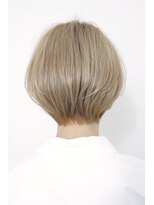 ルーフ 用賀(ROOF)&nbsp;【ROOF用賀店】大人丸みショート　ミルクティーベージュ