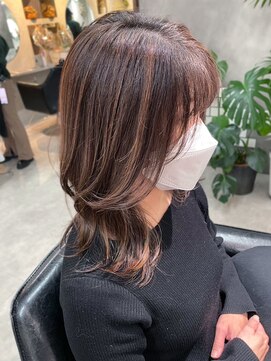 ティダスマイル(tida smile) 韓国風フェミニンレイヤーミディアムスタイル