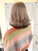 ピヨン 心斎橋(piLLon)&nbsp;一色のハイトーンに飽きたら裾カラーで！