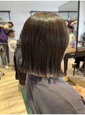 切りっぱなしボブ