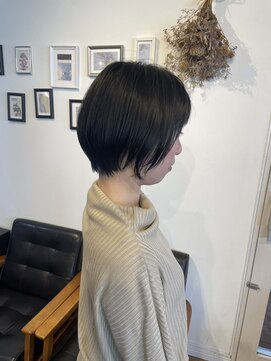 ルッツ カオラ(Ruttu KaoLa) 大人可愛い襟足スッキリ小顔ショート　30代40代50代　志木