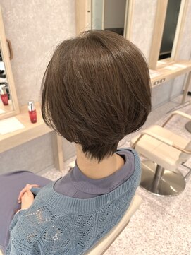 アッシュ 宮前平店(Ash) 大人ショート／マロンベージュ